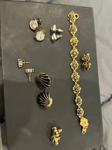 Assorted Jewelry. Bracelet And Earrings - Picture 1 of 2