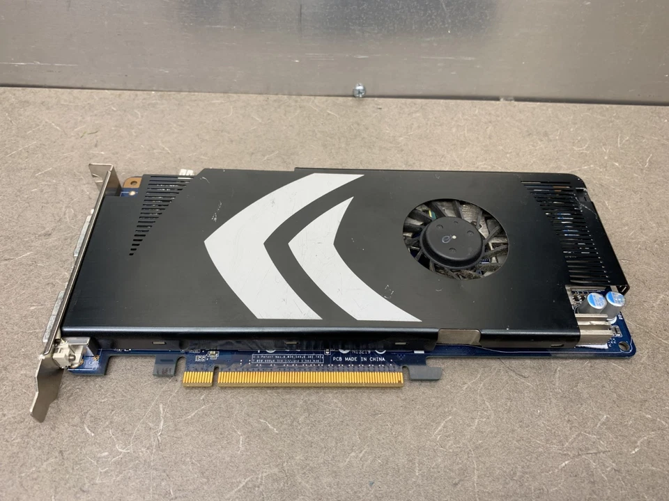 Hp 466761-001 GEFORCE Video Card - Image 1 of 4