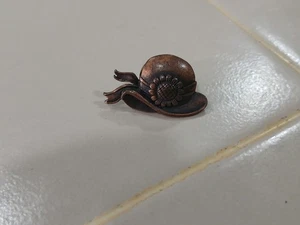 Hat With Flower Lapel Pin Bronze Color By JJ Jonette - Picture 1 of 2