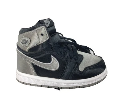 Nike Air Jordan 1 Retro Alto OG Negro/Gris Medio/Blanco. Niño pequeño talla 7C Foto 1 de 4