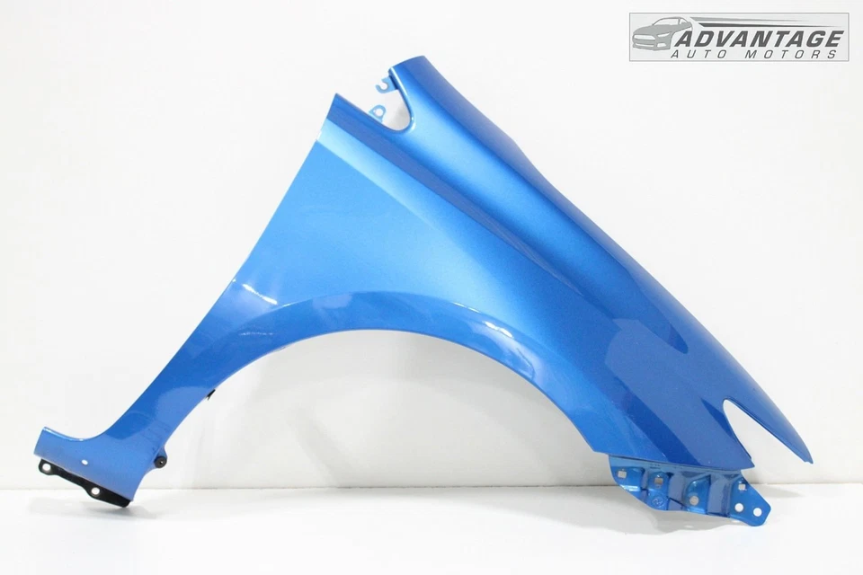 TOYOTA COROLLA IM 2017-2018 hatchback guardabarros delantero derecho carcasa panel OEM Foto 1 de 4