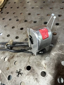 98 - 09 YAMAHA XVS650 V STAR 650 CLASSIC RIGHT HAND KILL SWITCH START BUTTON - Picture 1 of 6