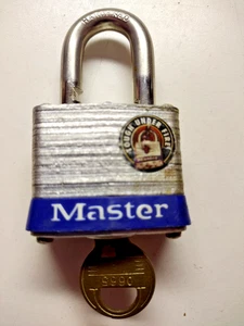 Master Lock Co No. 3 USA laminierte Vorhängeschlösser mit 1 Schlüssel Vintage - Bild 1 von 7