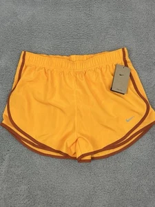Nike One Womens Size XL Dri-Fit Mid-Rise Shorts Loose Fit DX6010-717 - Picture 1 of 6