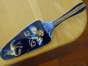 GIEN ALTE KUCHENSCHAUFEL STEINGUT DEKOR RENAISSANCE - Bild 1 von 5