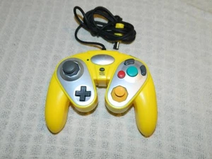 Pelican G3 Yellow Controller for Nintendo Gamecube *READ* - Picture 1 of 3