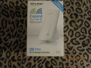 TP-LINK AC750 Wi-Fi Range Extender - Photo 1/7