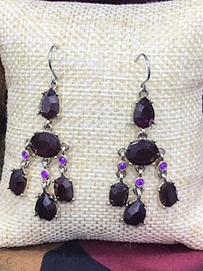 Liz Claiborne Gold Tone & Plum Purple Dangle Drop Earrings Signed Hook - Picture 1 of 5