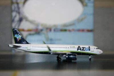 Aeroclassics 1:400 Azul Airbus A320neo PR-YRA Die-Cast Model Plane - Image 1 of 4