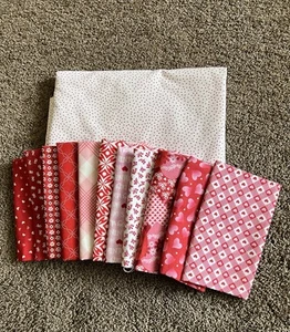 Valentine's Love Hearts Fabric 4+ Yards Mixed Lot Sizes Crafts Quilting Cotton - Picture 1 of 13