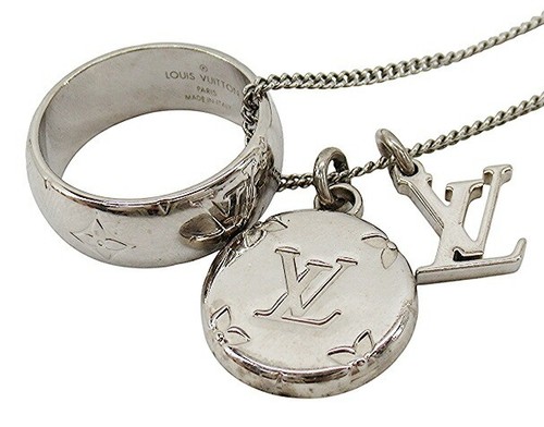 LOUIS VUITTON（LV） LOUIS VUITTON Anello Collana Monogramma Ciondolo Accessori M62485 Argento Kagoshima