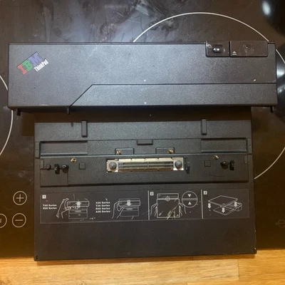 IBM ThinkPad Docking Station Port Replicator 74P6733 T40, R50, X30, T30, R40, A30 Foto 1 de 4