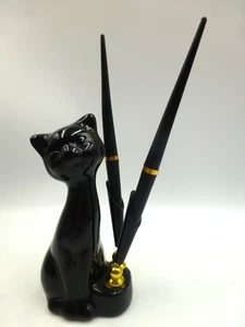 Estatuilla de gato de cerámica negra estilo moderno de mediados de siglo de colección escritorio con dos soportes para bolígrafos - Imagen 1 de 13
