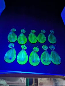 10 NOS SMOKY UV REACTIVE CRYSTAL CHANDELIER DROP PRISMS BLACKLIGHT GLOWS URANIAM - Picture 1 of 6