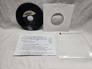 Tractors Santa Claus is Comin' / Santa Looked A Lot Like Daddy Record Vinyl VG+ - Picture 1 of 2