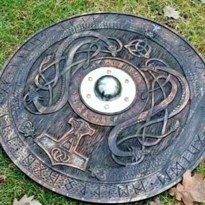 Braunes mittelalterliches Holzschild, rundes LARP Mittelalter Wikinger keltisch schottisches Ziel - Bild 1 von 5