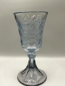 Vintage Tiara Indiana Glass Blue Last Supper Wine Chalice Glass - Picture 1 of 6