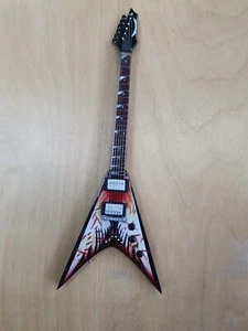 Miniaturgitarre (24 cm hoch): Megadeth Dave Mustaine Dean (schwarz) - Bild 1 von 6