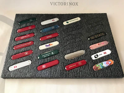 Expositor Coleccionista 24 Ranuras para Navaja Suiza Victorinox CLÁSICA 58mm NEGRA Foto 1 de 4