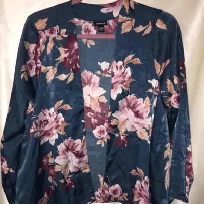 Top floral abierto tórrido para mujer talla 00 Foto 1 de 4