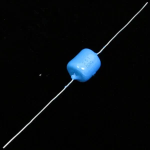 250P/50KV 250PF 50000V 251 50KV 251K High-voltage Axial Ceramic Capacitor - Picture 1 of 3