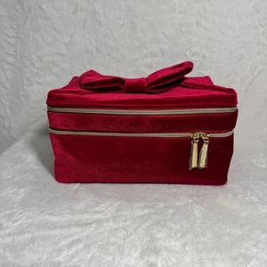 New 2024 Estee Lauder Red Velvet Soft Make-Up Case w Bow 2 Compartments - Picture 1 of 10