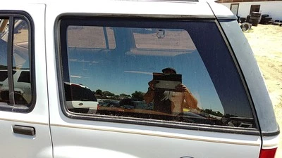 Оригинальная задняя четверть стекла левая сторона окна для Ford Explorer 1991-1997 годов выпуска - Изображение 1 из 4