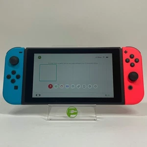 Nintendo Switch v2 Videospielkonsole HAC-001(-01) Rot/Blau - Bild 1 von 15