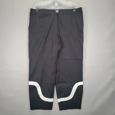 Alfani Graphic Oasis Deep Black Skinny Leg Capri Women’s Plus Pants 18W - Image 1 of 4