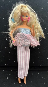 Barbie Twist & Turn Mattel vintage con anello vestito orecchini e accesso capelli. 11" senza scarpa - Foto 1 di 11