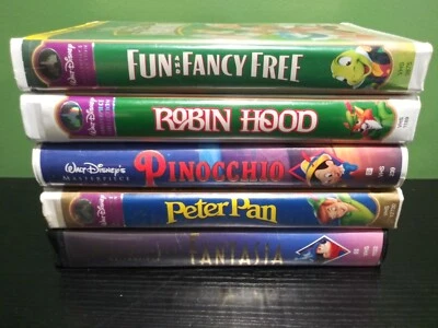 Disney Masterpiece VHS Lot Of 5 - Fantasia Peter Pan Pinocchio Robin Hood Fancy - Image 1 of 4