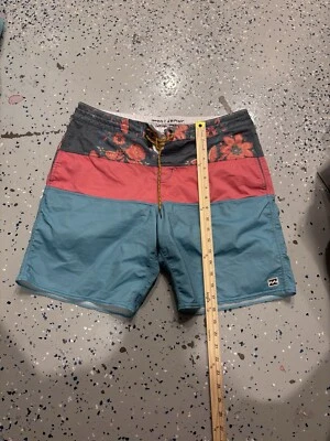 BILLABONG Men's Swim Shorts Cotton Sze 32/34Good Clean Condition - Изображение 1 из 4