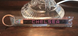CHELSEA Bling Cordón Muñequera Cremallera Tirar Llavero 6.25" Rosa Púrpura - Imagen 1 de 3