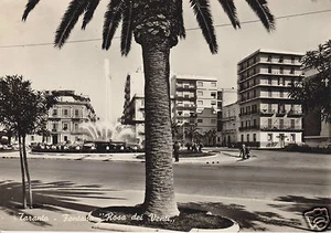 Taranto Fontana "Rosa dei Venti" f.g. - Foto 1 di 1