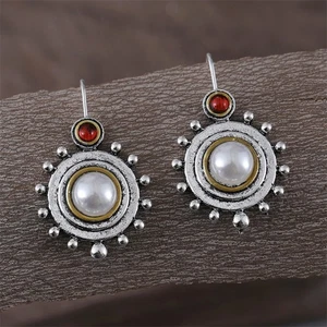 Temperament Round Pearl Disc Earrings Palace Vintage Women's Earrings Women - Picture 1 of 7