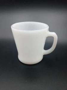 Vintage Fire King Anchor Hocking Ware D-Handle Coffee Cup Mug Milk Glass 3.5" - Picture 1 of 6