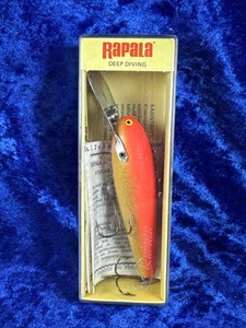 Vintage Rapala Deep Diver DD 90-9GFR couleur rouge plongeur flottant Finlande Neuf dans sa boîte - Photo 1 sur 14