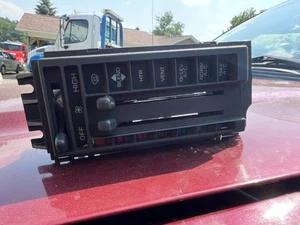 1988-1989 CHEVY ASTRO/SAFARI VAN A/C CLIMATE CONTROL OEM 1988-1989 - Picture 1 of 24