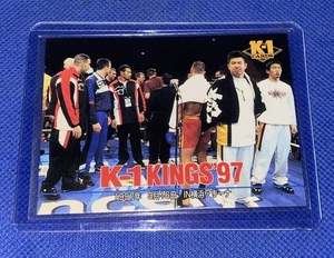 K-1 KINGS 1997 TRADING CARD WITH RARE GROUP PHOTO - Bild 1 von 3