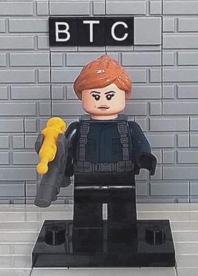 LEGO Jurassic World 76951 ACU Guard - Female Minifigure! NEW! - Image 1 of 4
