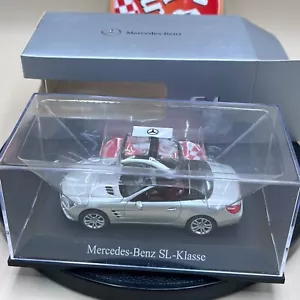 Norev 1/43 Mercedes-Benz SL-Class Klasse Roadster silver B66960103 Dealer Ed. - Picture 1 of 12
