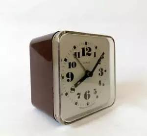 Reloj despertador vintage años 70 KIPLE checoslovaquia baquelita retro mesa de escritorio antigua - Imagen 1 de 4