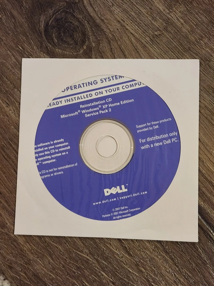 DELL Reinstallation CD for Microsoft Windows XP Home Edition Service Pack 2 - Image 1 of 1