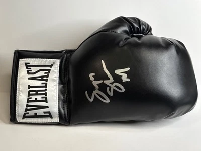 Sugar Shane Mosley Signed Black RH Reyes Boxing Glove PSA AP47195 - Image 1 of 2