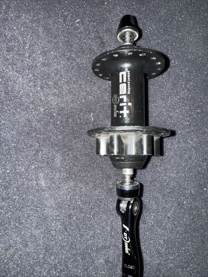 Cerit Front Disc Hub Made By Dt Swiss Disc Brake 100 Mm Quick Release  32 Holes  - Image 1 of 3