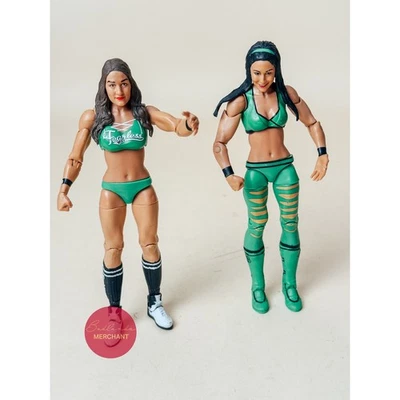 NIKKI & BRIE BELLA TWINS Battle Pack 38 WWE - Image 1 of 4