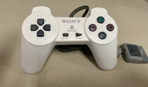 Controller Sony PlayStation Classic bianco/grigio SCPH-1000R testato perfettamente funzionante - Foto 1 di 8