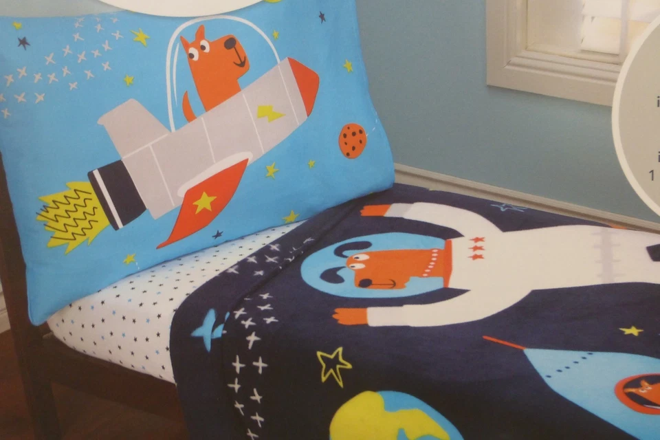 Juego de cama para niños pequeños Carter's Space Adventure Collection 3 piezas nuevo en paquete Foto 1 de 4