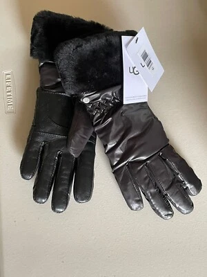 UGG FONTANNE NYLON CONDUCTIVE PALM GENUINE SHEARLING TRIM GLOVE IN BLACK S/M - Image 1 of 4