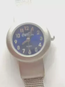 COCA COLA / VINTAGE LADIES WRIST WATCH / METAL CLASP BAND - Picture 1 of 4